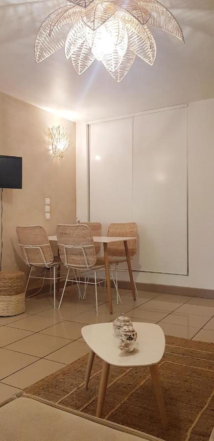 Palmae De Boucan Canot T2 St-Gilles A 200M De La Plage Saint-Gilles-les Bains Exterior foto
